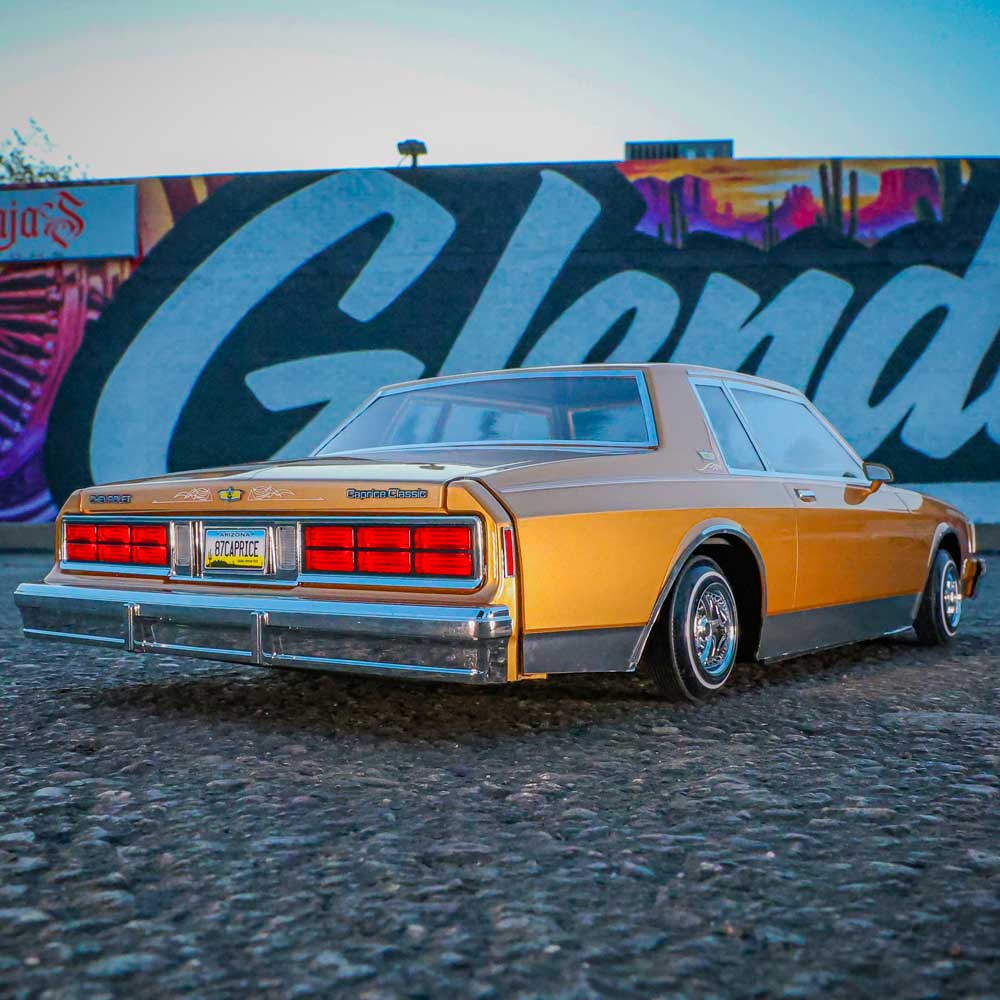 Redcat Caprice Classic RC Car - 1:10 1987 Chevrolet Caprice Classic Hopping Lowrider view 3