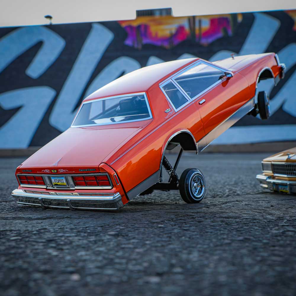Redcat Caprice Classic RC Car - 1:10 1987 Chevrolet Caprice Classic Hopping Lowrider view 2