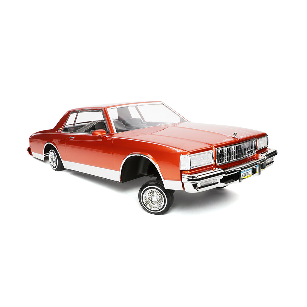 Redcat Caprice Classic RC Car - 1:10 1987 Chevrolet Caprice Classic Hopping Lowrider view 9