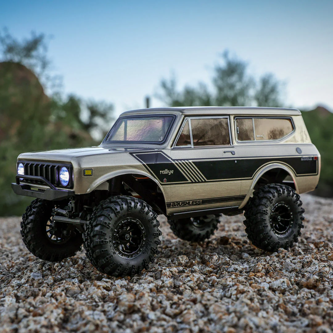 Ascent-18 International Scout II Brushless - 1/18 Scale Brushless Electric Rock Crawler view 16