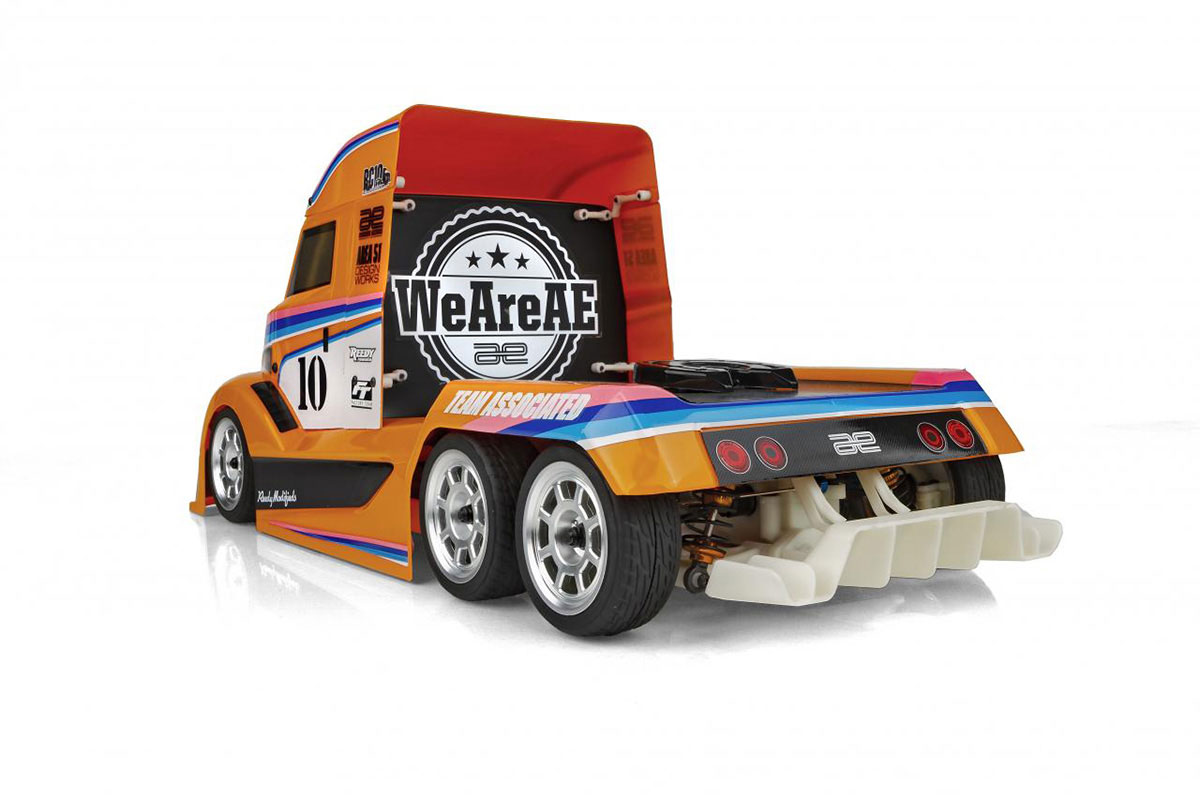 RC10 6X6 American Custom Semitruck view 4