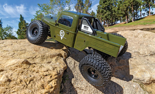 Enduro Ecto 1/10 Trail Truck, Green, RTR Combo w/ Battery & Charger view 6