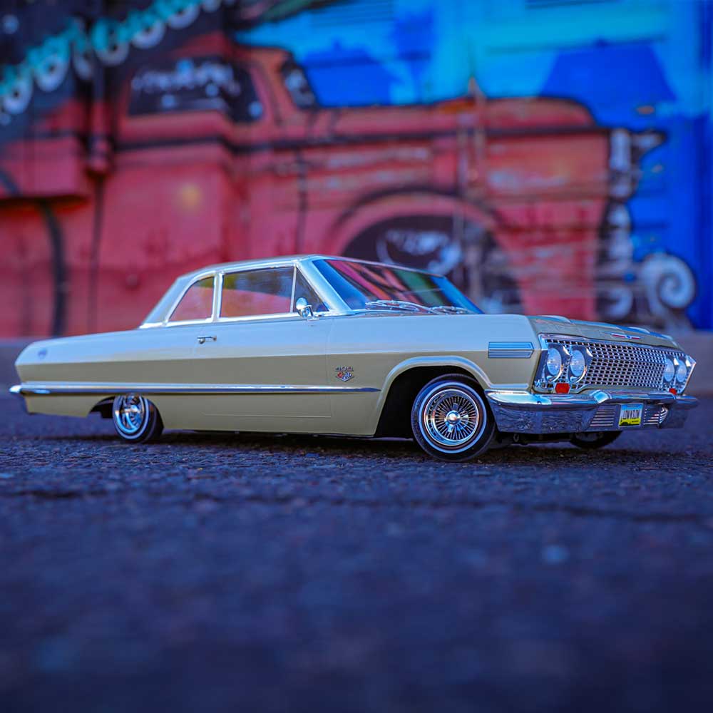 Redcat SixtyThree RC Car - 1:10 1963 Chevrolet Impala Hopping Lowrider view 15
