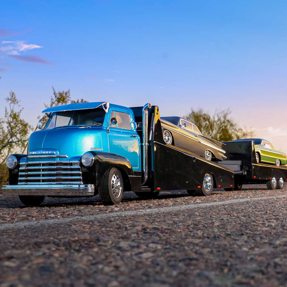 Redcat Custom Hauler - 1953 Chevrolet COE view 6