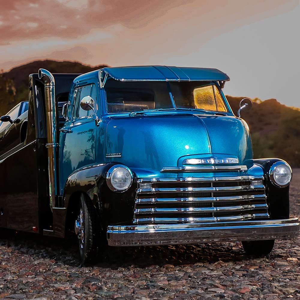 Redcat Custom Hauler - 1953 Chevrolet COE view 7