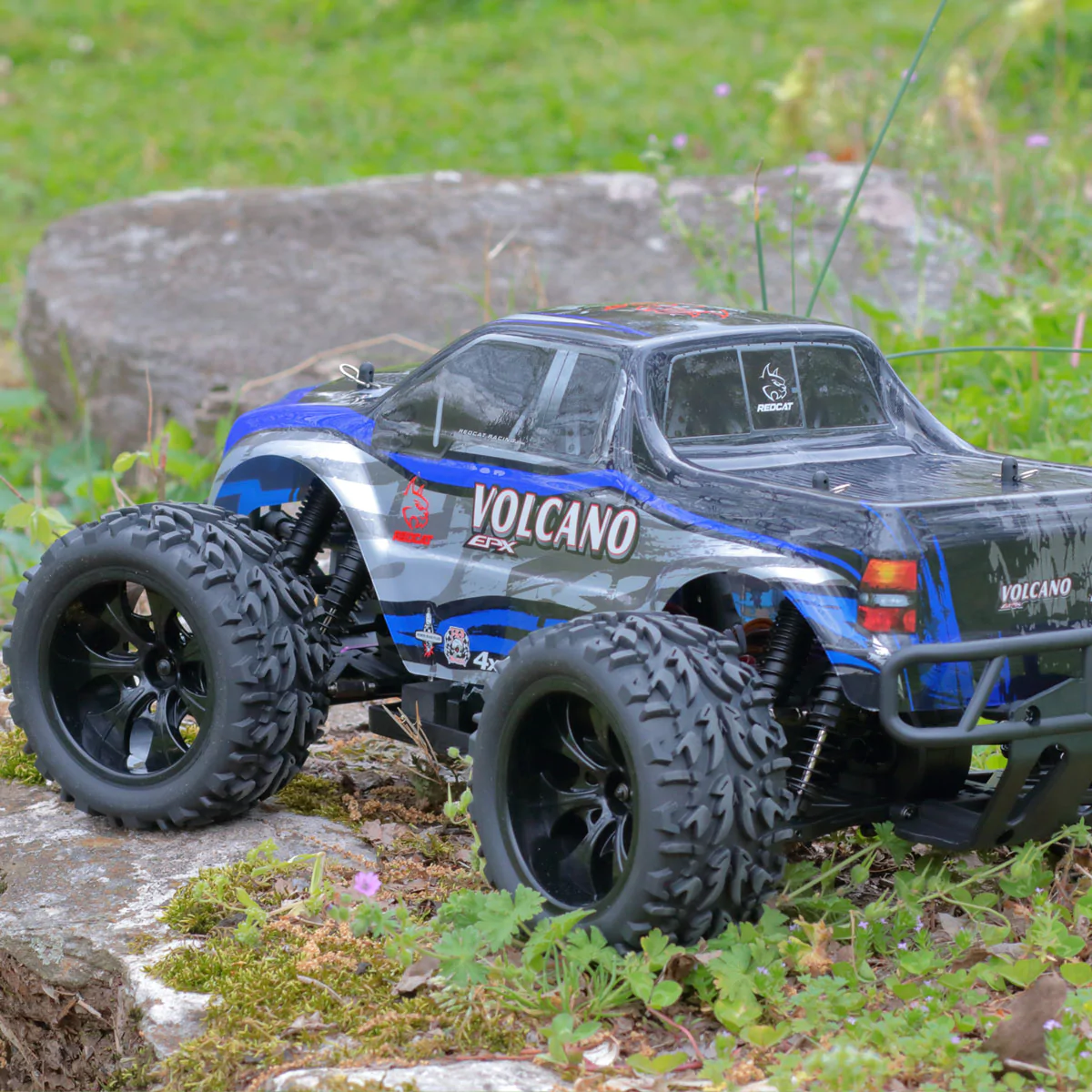 Redcat Volcano EPX RC Truck - 1:10 Brushed Elelectric Monster Truck view 10