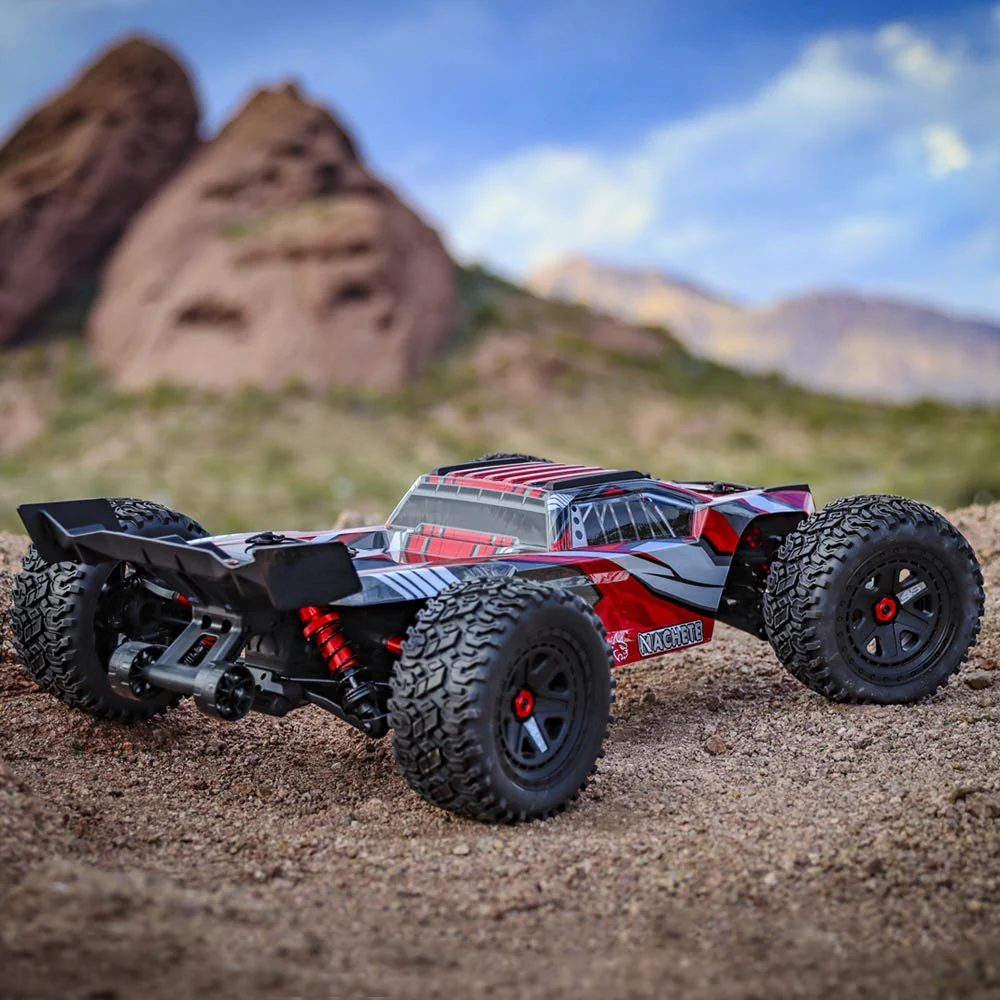 Machete 4S 1/6 scale Brushless Monster Truck view 12