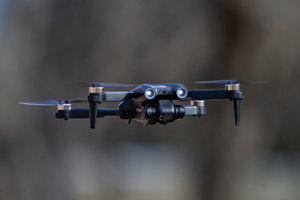 Stinger BL FPV Drone with 1-Axis 1080p HD Camera & Storage Case view 5